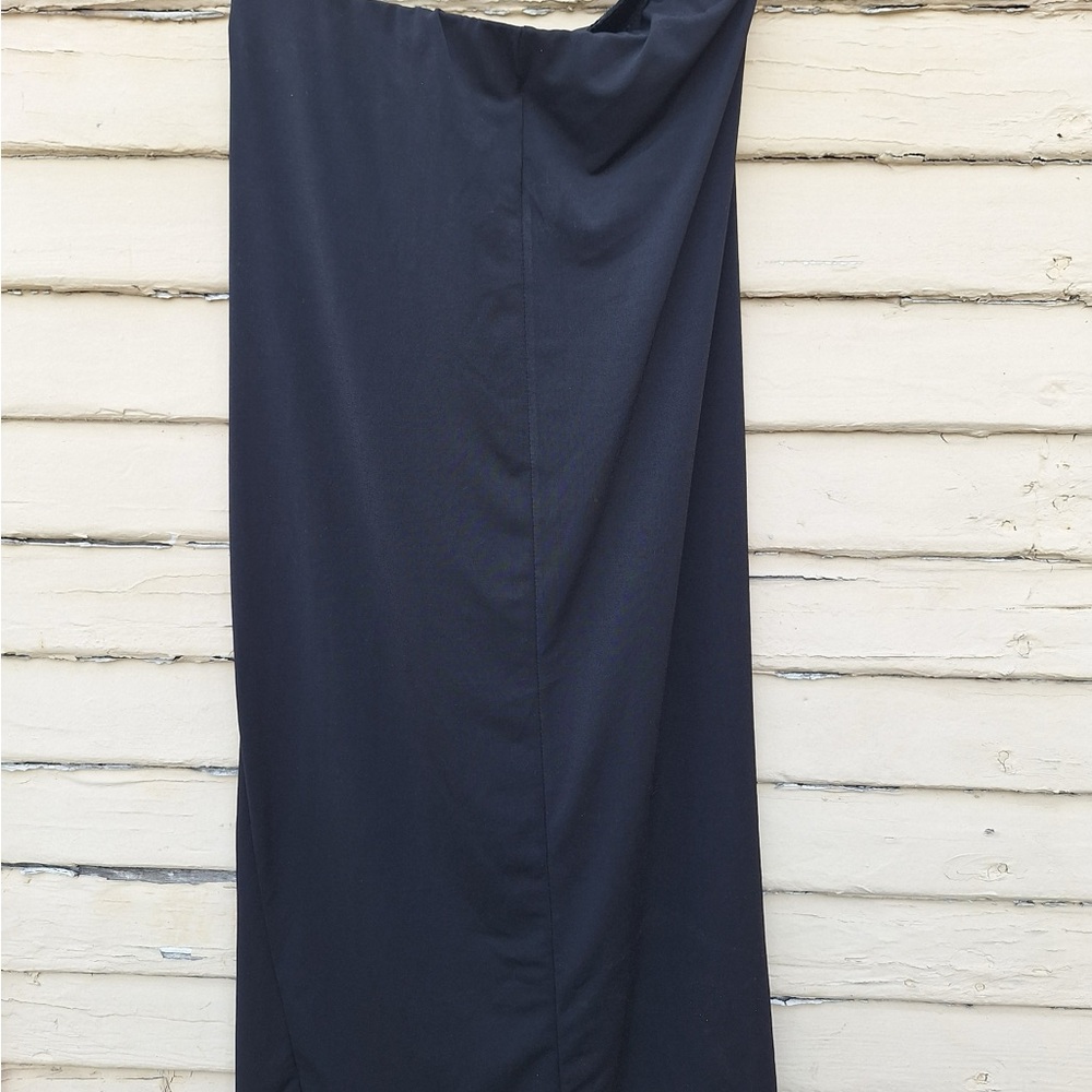 Online Elegant Black Draped Dress - Picture 2 of 3